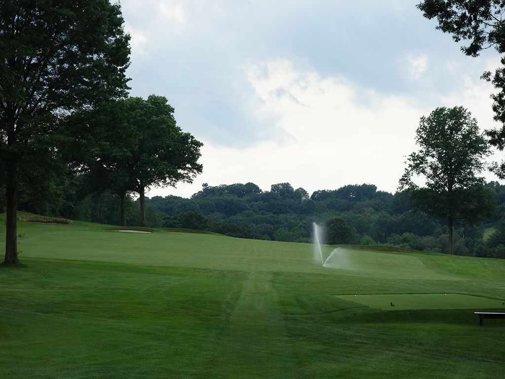 2nd (Punchbowl) Hole at Fox Chapel Golf Club (472 Yard Par 5)